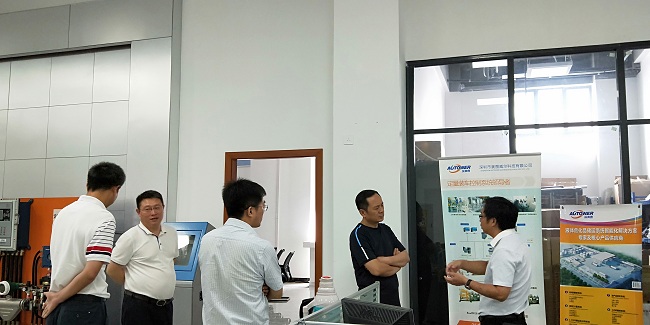 熱烈歡迎山東榮信集團領導蒞臨深奧圖總部洽談合作